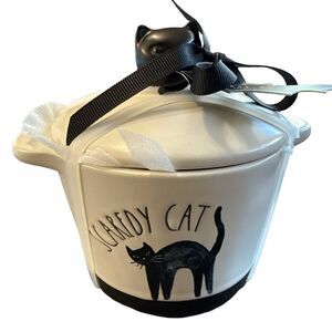 Rae Dunn Skaredy Cat Ceramic Baking Dish with lid